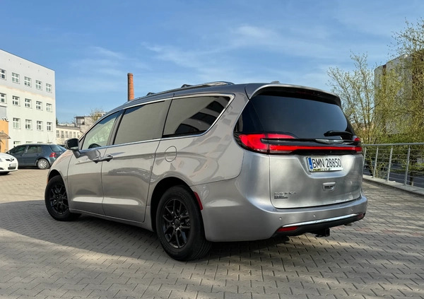 Chrysler Pacifica cena 142900 przebieg: 91500, rok produkcji 2021 z Białystok małe 46